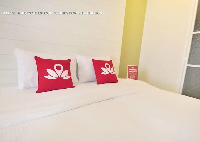 Zen Panurangsri Hotel 2*