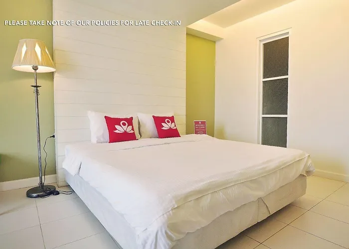 Zen Panurangsri Hotel 2*